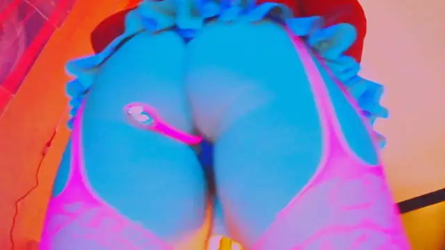 Snapshot of BESTLOLA chatting on February 5, 2026, 10:00 am BESTLOLA online show from February 5, 2026, 10:00 am