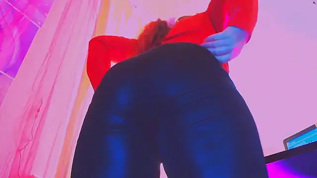 Snapshot of BESTLOLA chatting on February 18, 2026, 10:22 am BESTLOLA online show from February 18, 2026, 10:22 am