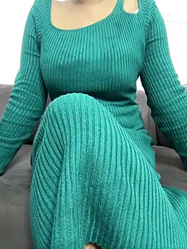 yourcutekajal online show from November 16, 2025, 11:26 am