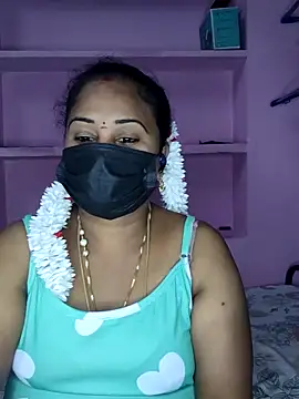 Snapshot of Tamil_devagi chatting on February 25, 2026, 6:41 pm Tamil devagi online show from February 25, 2026, 6:41 pm