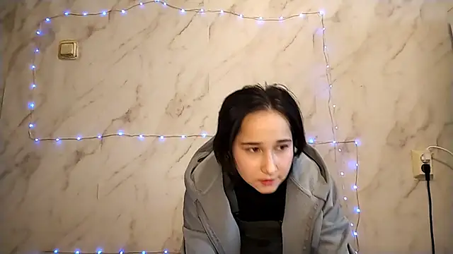 TianaMeiser online show from December 16, 2025, 11:14 am