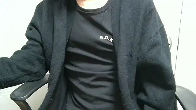 minhyuck001 online show from November 20, 2025, 12:06 pm