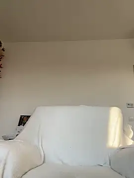 Snapshot of lunababy77 chatting on February 25, 2026, 3:34 pm lunababy77 online show from February 25, 2026, 3:34 pm