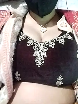 CUTE 123X online show from November 16, 2025, 4:01 pm