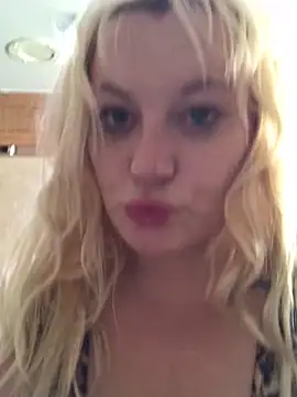 BunnyPleasures online show from November 30, 2025, 8:42 pm