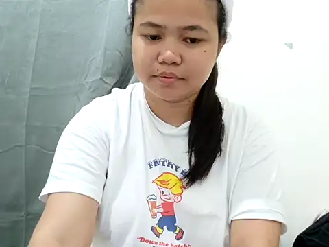 Sweetbigtits 69 online show from November 27, 2025, 5:13 pm