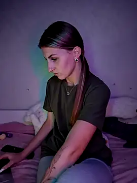 Snapshot of carolinakis_ chatting on March 2, 2026, 9:00 pm carolinakis online show from March 2, 2026, 9:00 pm