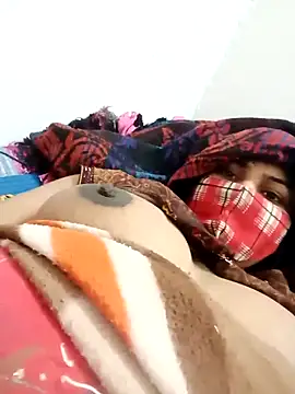 Anushasharma89 online show from February 26, 2026, 4:34 am