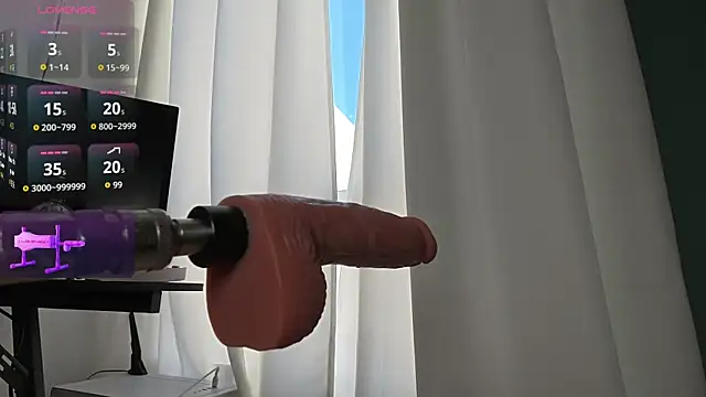 Emily jayreal online show from April 4, 2026, 12:45 pm