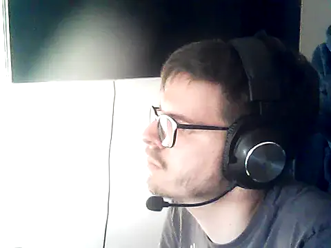 Snapshot of DesertedMonoxide chatting on March 24, 2026, 4:51 pm DesertedMonoxide online show from March 24, 2026, 4:51 pm