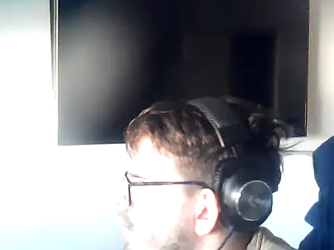 Snapshot of DesertedMonoxide chatting on April 6, 2026, 8:04 am DesertedMonoxide online show from April 6, 2026, 8:04 am