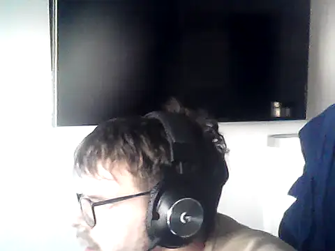 Snapshot of DesertedMonoxide chatting on April 3, 2026, 8:21 am DesertedMonoxide online show from April 3, 2026, 8:21 am