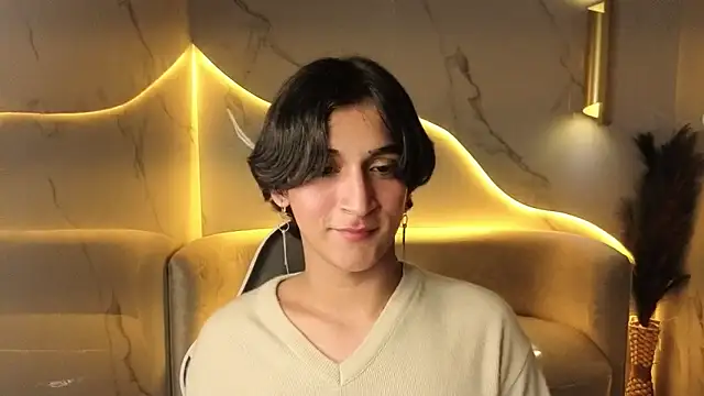 zoe tp online show from November 22, 2025, 10:30 pm