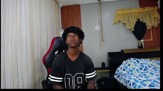 negga cum online show from February 13, 2026, 1:11 pm