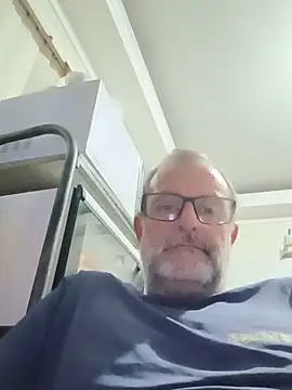 Snapshot of nard53 chatting on May 15, 2026, 11:47 pm nard53 online show from May 15, 2026, 11:47 pm