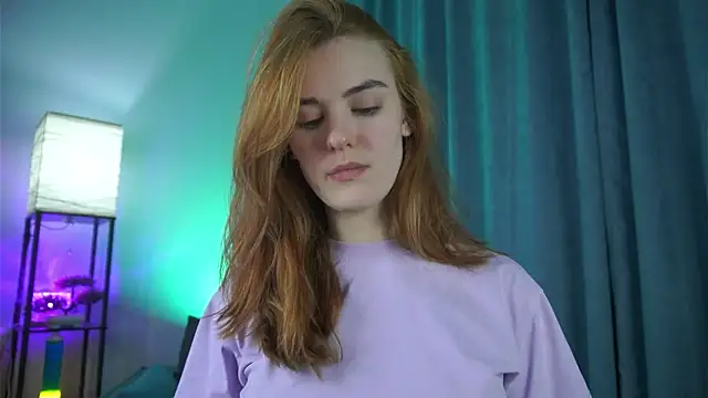 foxy cute4you online show from February 19, 2026, 7:33 pm