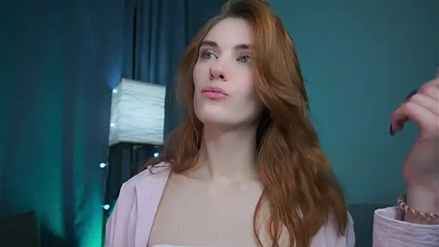 foxy cute4you online show from December 17, 2025, 8:58 pm