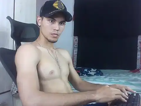 MischievousDuo online show from November 20, 2025, 8:31 pm