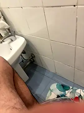 Snapshot of marc8876 chatting on December 17, 2025, 8:47 pm marc8876 online show from December 17, 2025, 8:47 pm