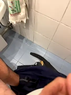 Snapshot of marc8876 chatting on November 20, 2025, 6:03 am marc8876 online show from November 20, 2025, 6:03 am