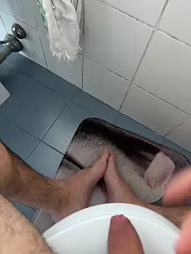 Snapshot of marc8876 chatting on November 23, 2025, 10:25 am marc8876 online show from November 23, 2025, 10:25 am