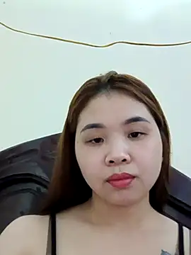Snapshot of Queen-hot111 chatting on November 20, 2025, 2:51 pm Queen-hot111 online show from November 20, 2025, 2:51 pm