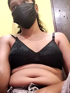 Snapshot of Minakshi-Gi chatting on July 5, 2026, 7:10 pm Minakshi-Gi online show from July 5, 2026, 7:10 pm