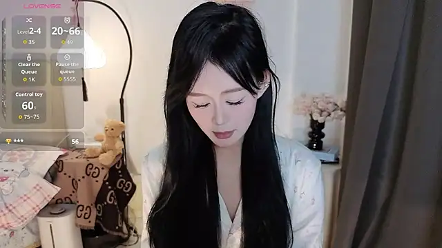 Snapshot of YuYu317 chatting on March 22, 2026, 2:18 pm YuYu317 online show from March 22, 2026, 2:18 pm