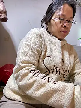 Yes-Baby-A online show from January 13, 2026, 4:38 am