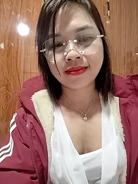 Snapshot of Cover-baa chatting on January 12, 2026, 10:47 pm Cover-baa online show from January 12, 2026, 10:47 pm