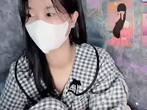 Hellen2999 online show from November 29, 2025, 4:07 pm