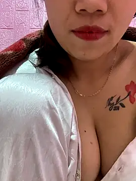 Snapshot of Baby-sexyy chatting on December 18, 2025, 2:21 pm Baby-sexyy online show from December 18, 2025, 2:21 pm