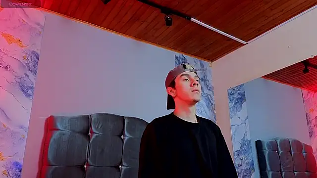 James Adams 01 online show from April 17, 2026, 12:41 pm