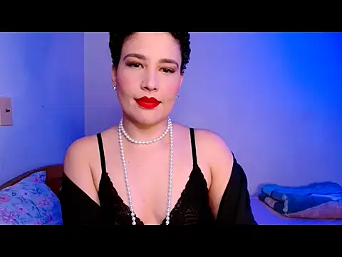 luadonna online show from November 17, 2025, 4:00 pm