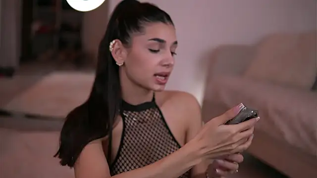 LuvCaprice online show from March 13, 2026, 5:29 pm