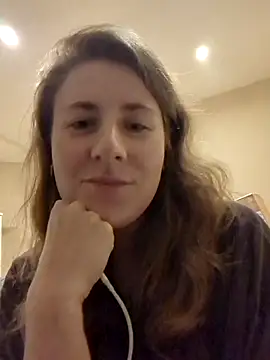 hotwetvix online show from December 23, 2025, 5:29 am