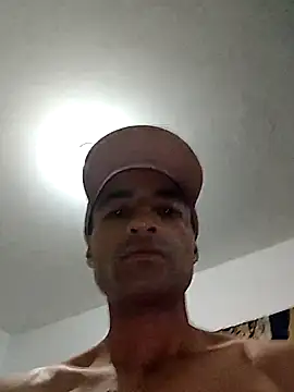 Snapshot of noah77_ chatting on November 30, 2025, 4:30 pm noah77 online show from November 30, 2025, 4:30 pm