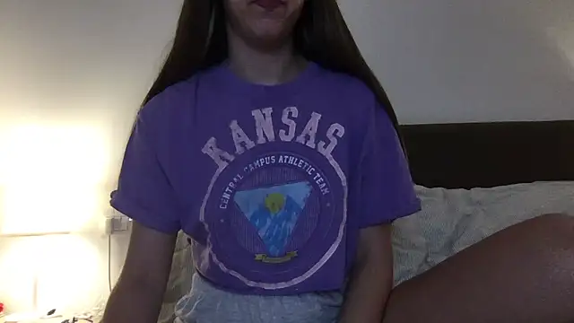 Martimartinaxx online show from June 6, 2026, 8:25 pm