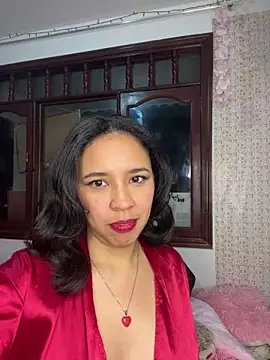 Esmerald 1111 online show from December 19, 2025, 11:12 am