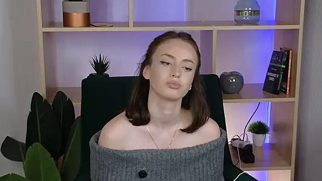 CamillaGebel online show from November 18, 2025, 5:16 pm