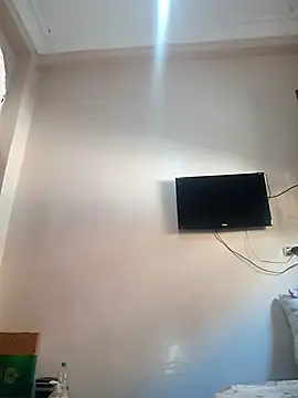 fati35flou online show from March 25, 2026, 11:53 am