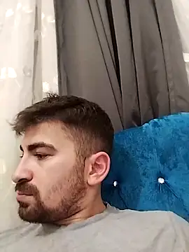 umtcns1 online show from November 18, 2025, 11:37 pm