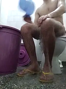 umtcns1 online show from November 17, 2025, 9:41 pm