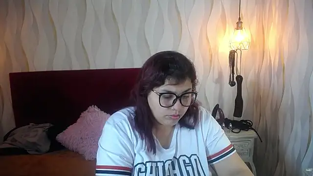 danna garza online show from November 27, 2025, 5:19 am