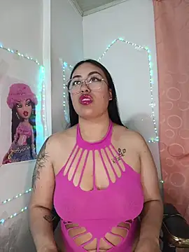 Snapshot of KatyVelvet07 chatting on February 13, 2026, 9:53 am KatyVelvet07 online show from February 13, 2026, 9:53 am