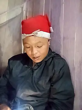 video-xx online show from November 18, 2025, 10:07 am