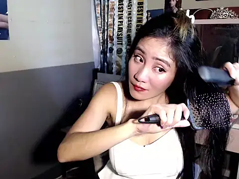 ellyaxx online show from November 27, 2025, 4:57 am