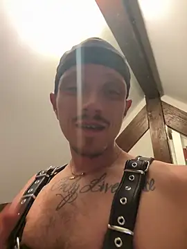 auto38000 online show from November 19, 2025, 9:04 pm