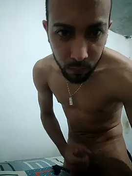 maxi2022 online show from November 18, 2025, 5:55 am