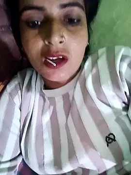 Sexy bigg online show from March 18, 2026, 3:13 pm